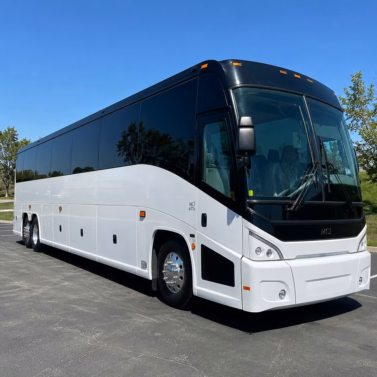 charter buses for somerville corporate groups flying in or out of boston