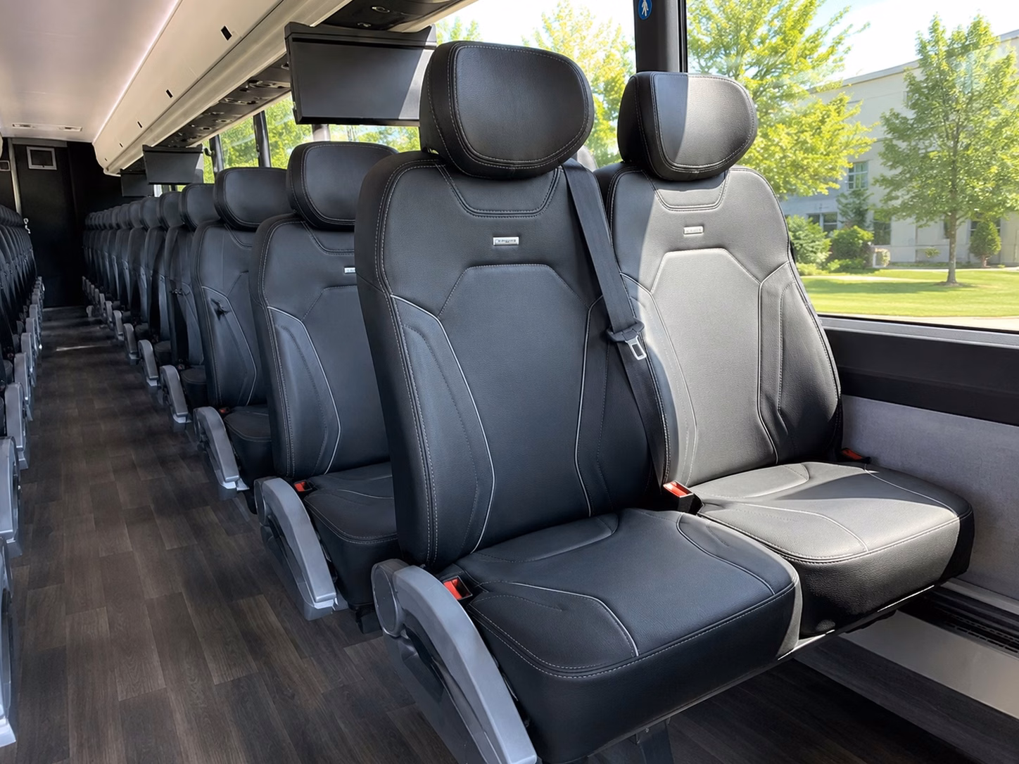 how where and when you are traveling affects somerville charter bus rates