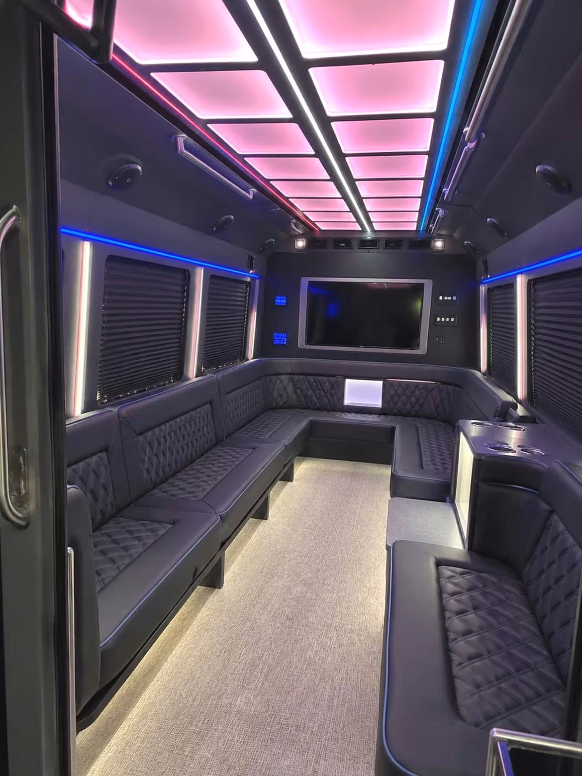 party buses for somerville high school prom groups that want to arrive in style