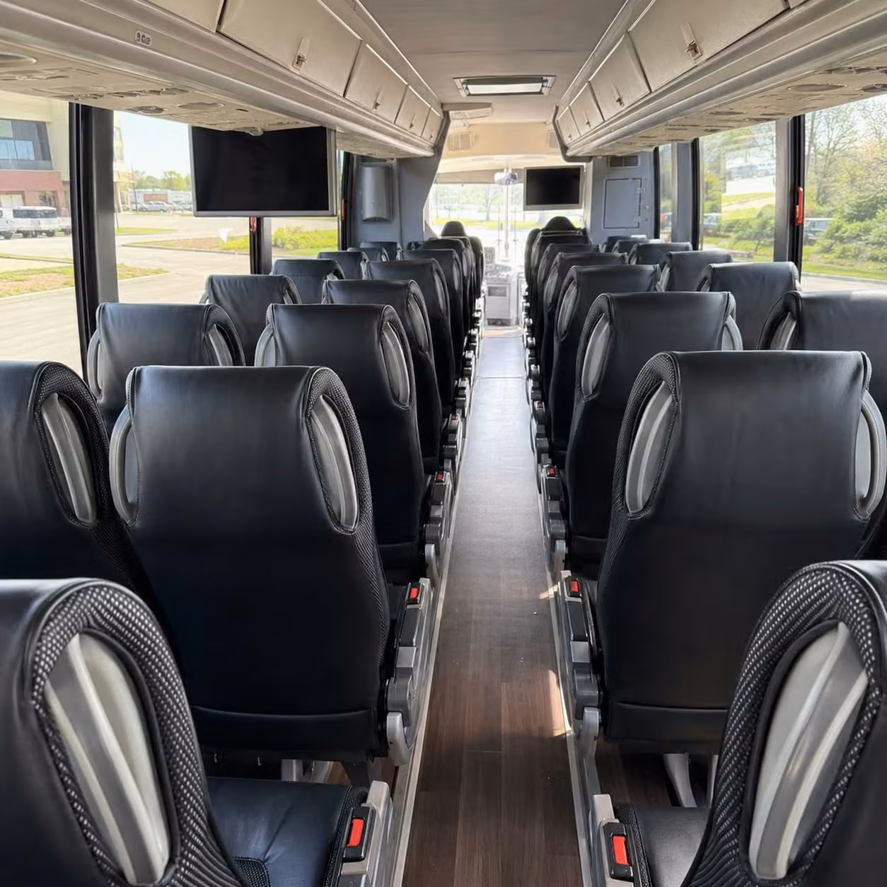 somerville groups heading to boston area airports rely on long distance charter bus transfers